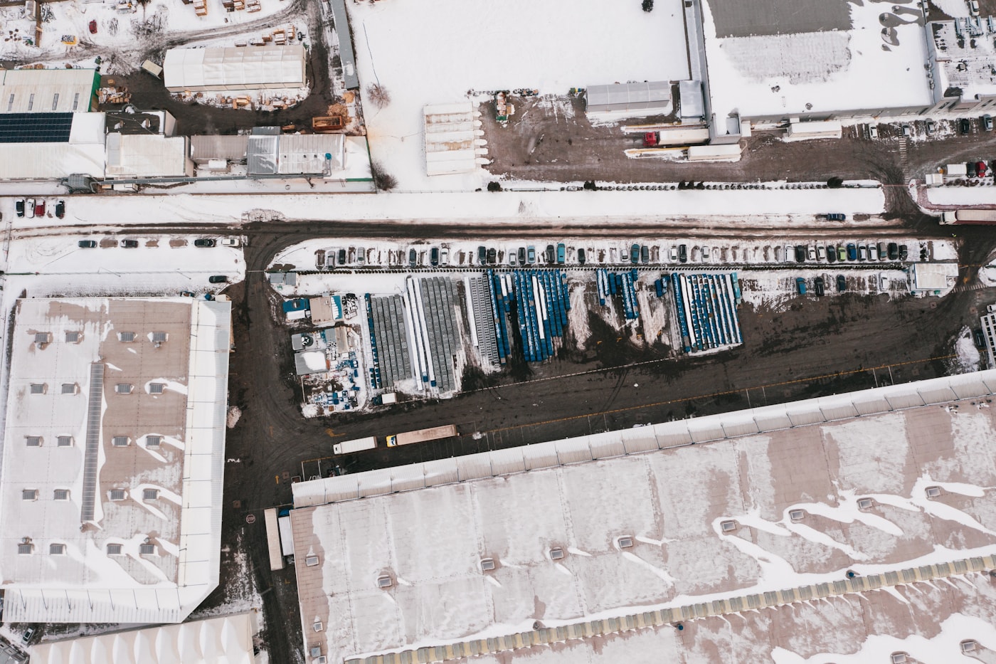 Hub logistique ferroviaire vu par drone